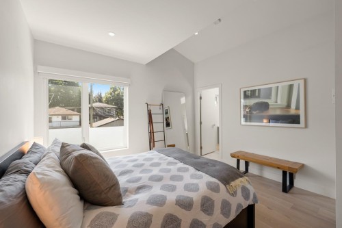 506 18Th Avenue E, Vancouver, BC 