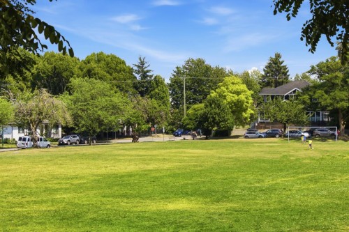 506 18Th Avenue E, Vancouver, BC 