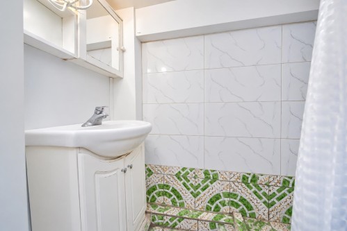4940 Killarney Street, Vancouver, BC 