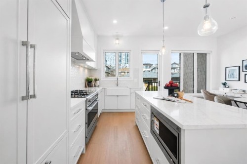 531 61St Avenue W, Vancouver, BC 