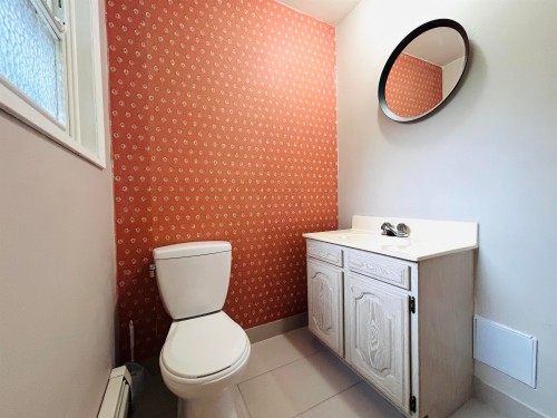 1404 Winslow Avenue, Coquitlam, BC 