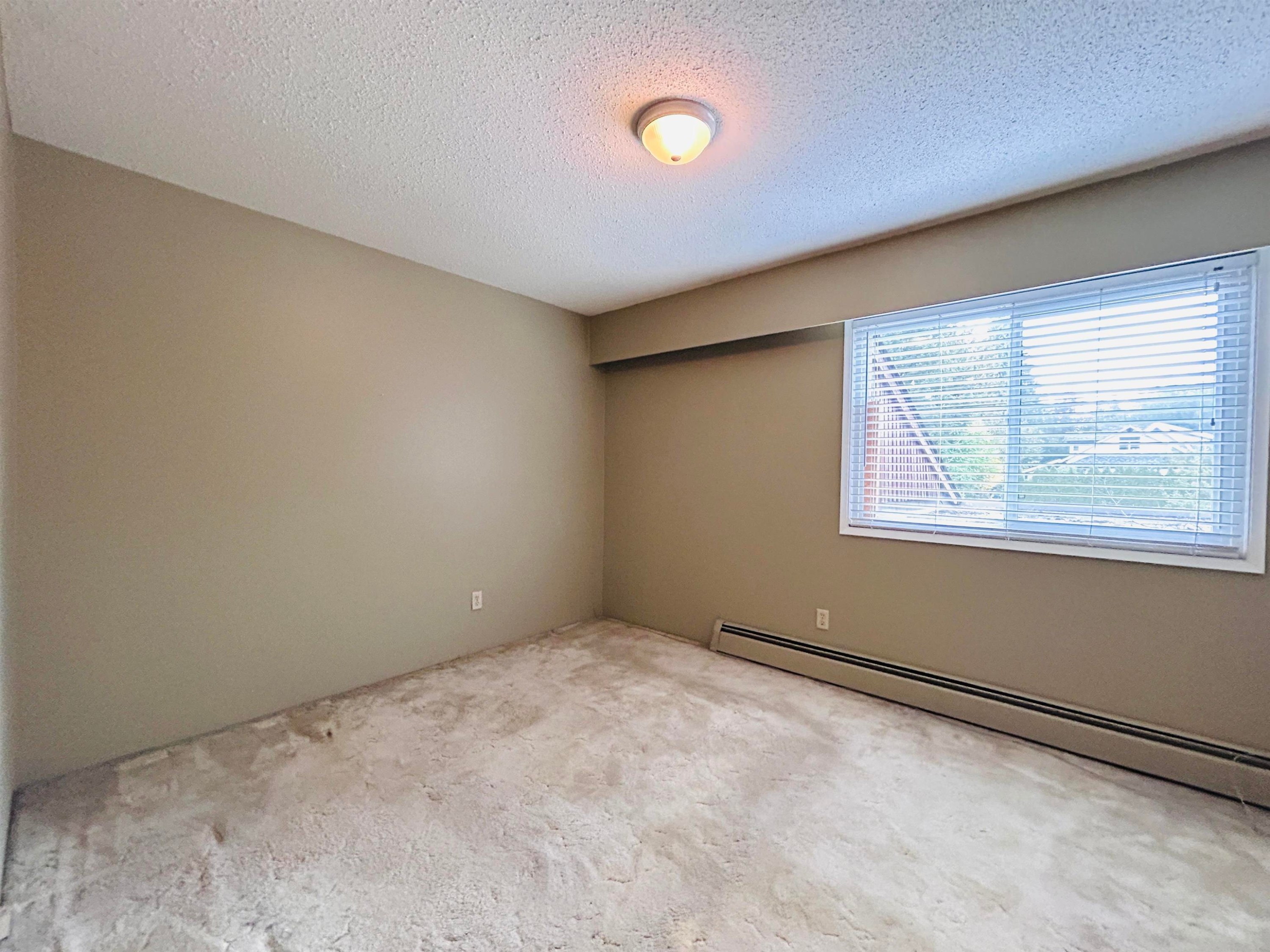 1404 Winslow Avenue, Coquitlam, BC