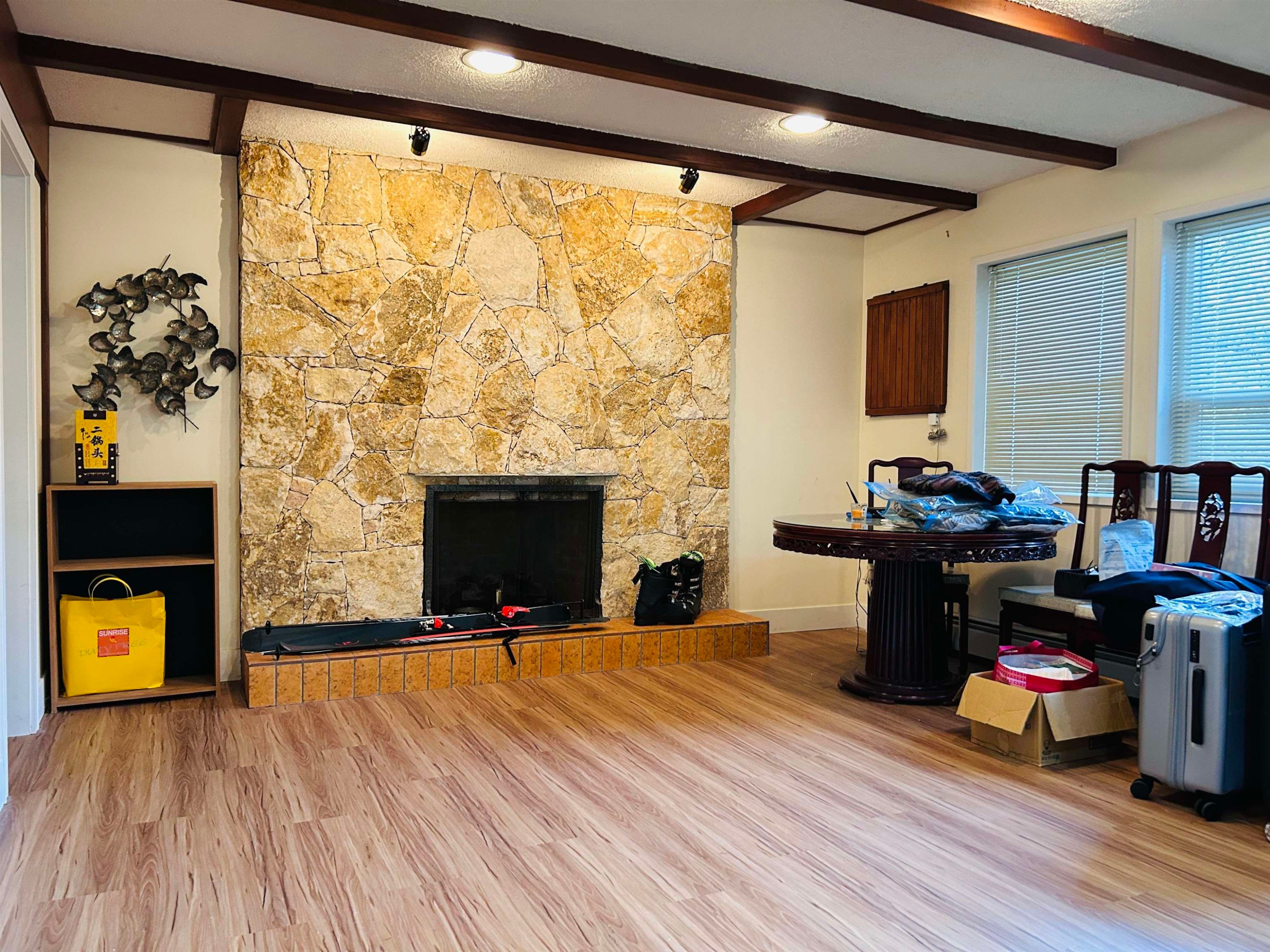 1404 Winslow Avenue, Coquitlam, BC