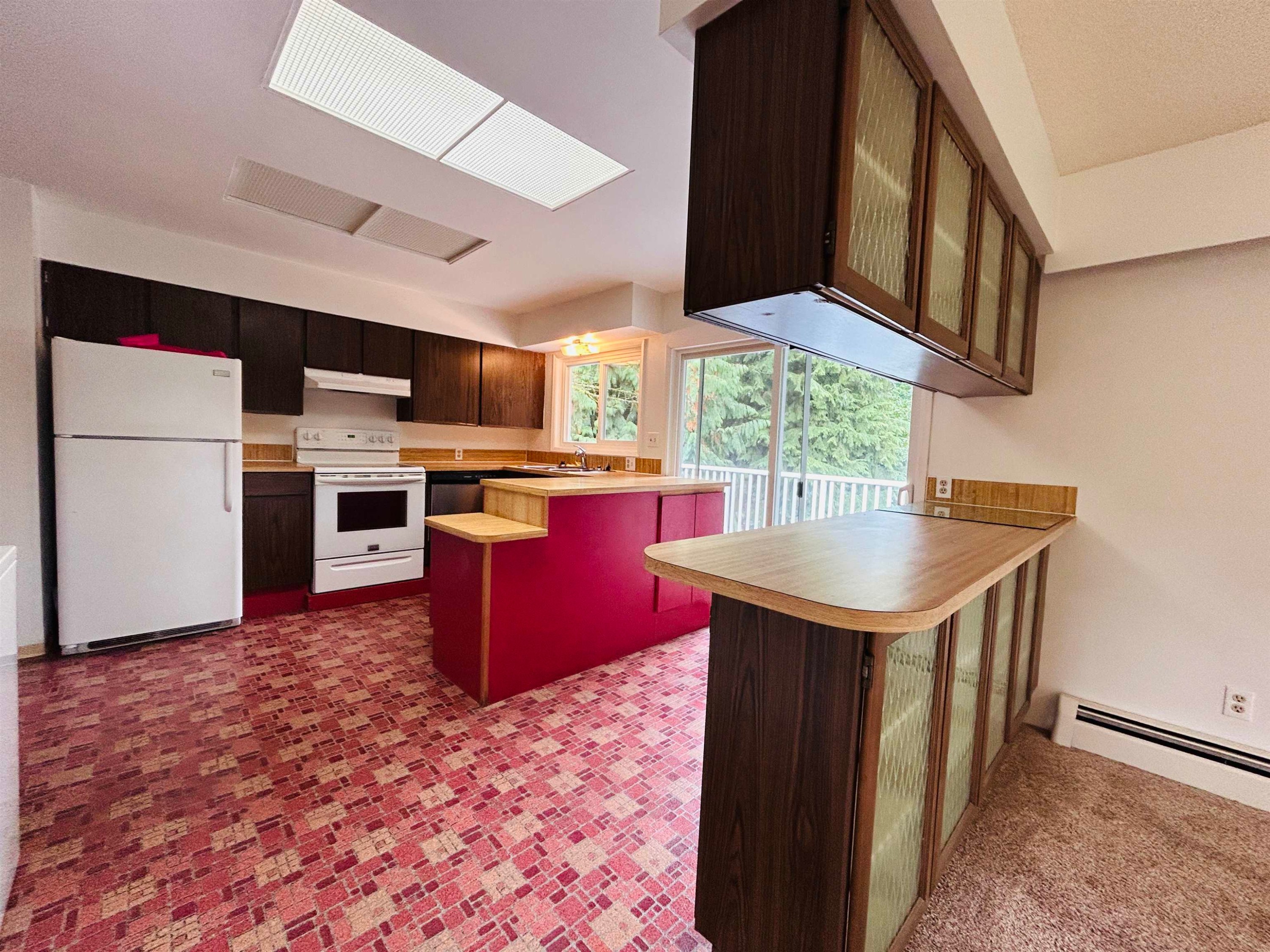 1404 Winslow Avenue, Coquitlam, BC