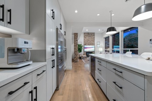 2775 Lyndene Road, North Vancouver, BC 