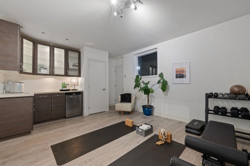 2775 Lyndene Road, North Vancouver, BC 