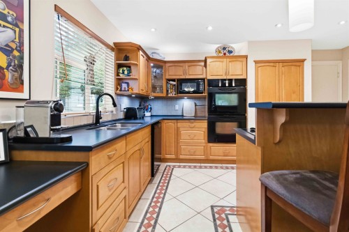 1336 Cimarron Drive, Coquitlam, BC 