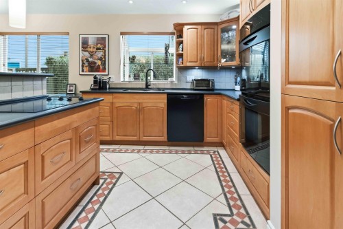 1336 Cimarron Drive, Coquitlam, BC 