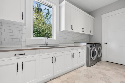 7628 Steveston Highway, Richmond, BC 