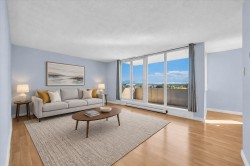 1206-4160 Sardis Street Burnaby, BC V5H 1K2