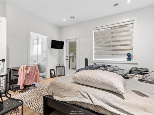 797 18Th Avenue E, Vancouver, BC 