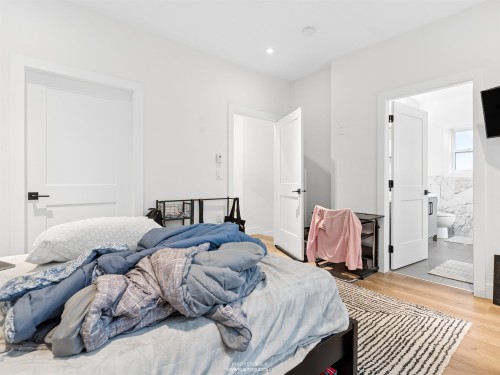 797 18Th Avenue E, Vancouver, BC 