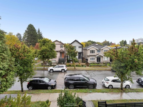 797 18Th Avenue E, Vancouver, BC 