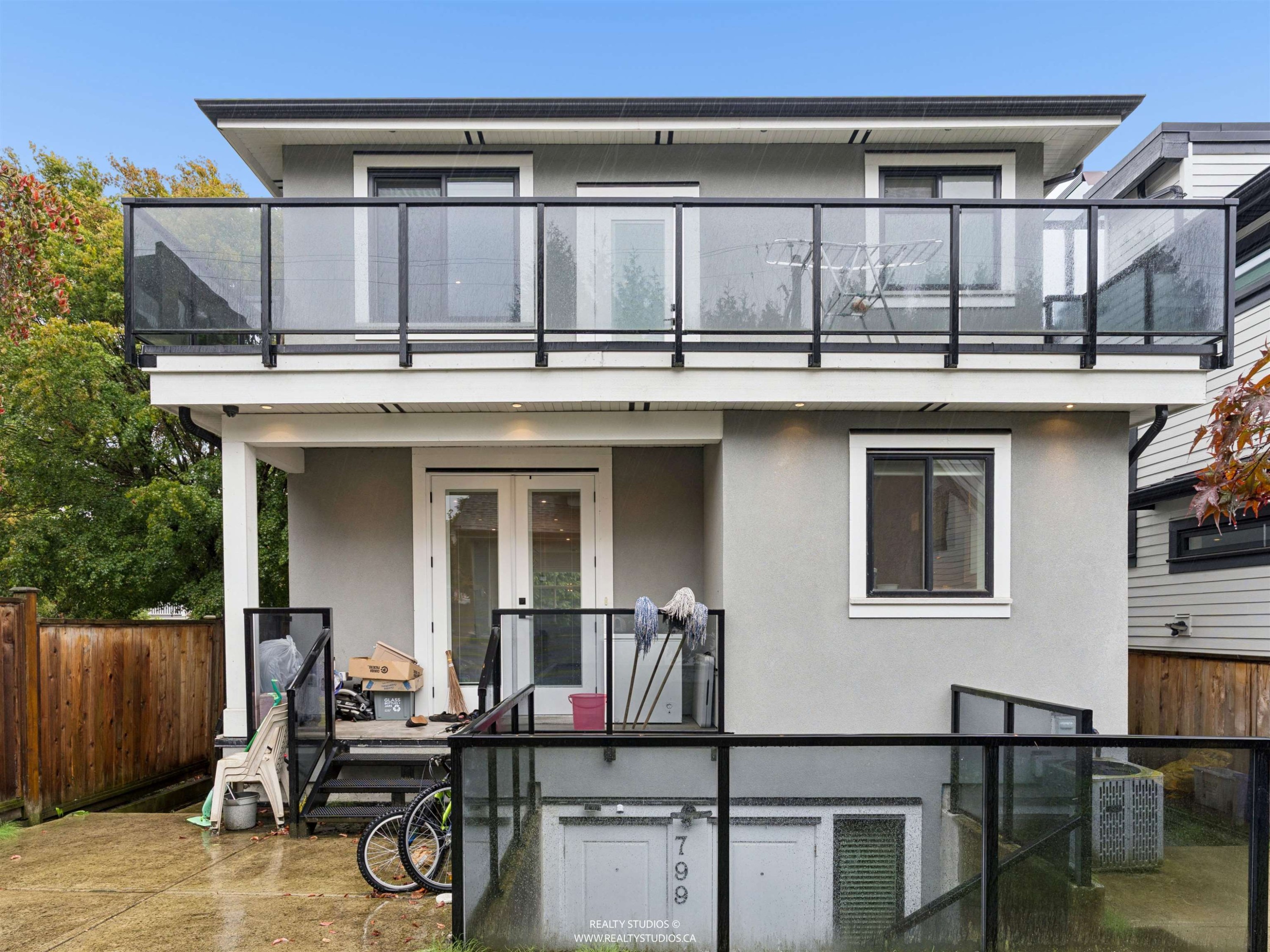 797 18Th Avenue E, Vancouver, BC