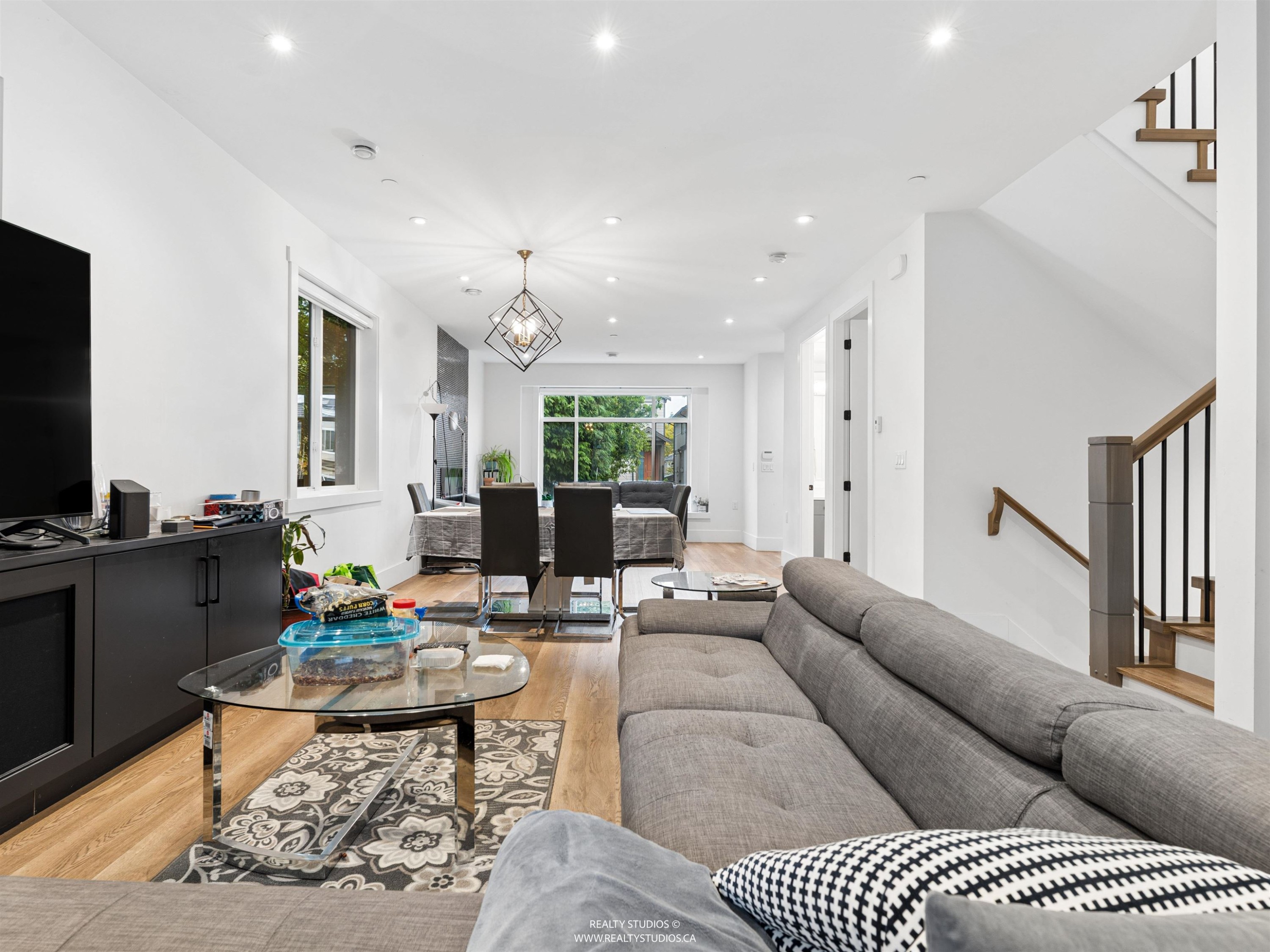 797 18Th Avenue E, Vancouver, BC