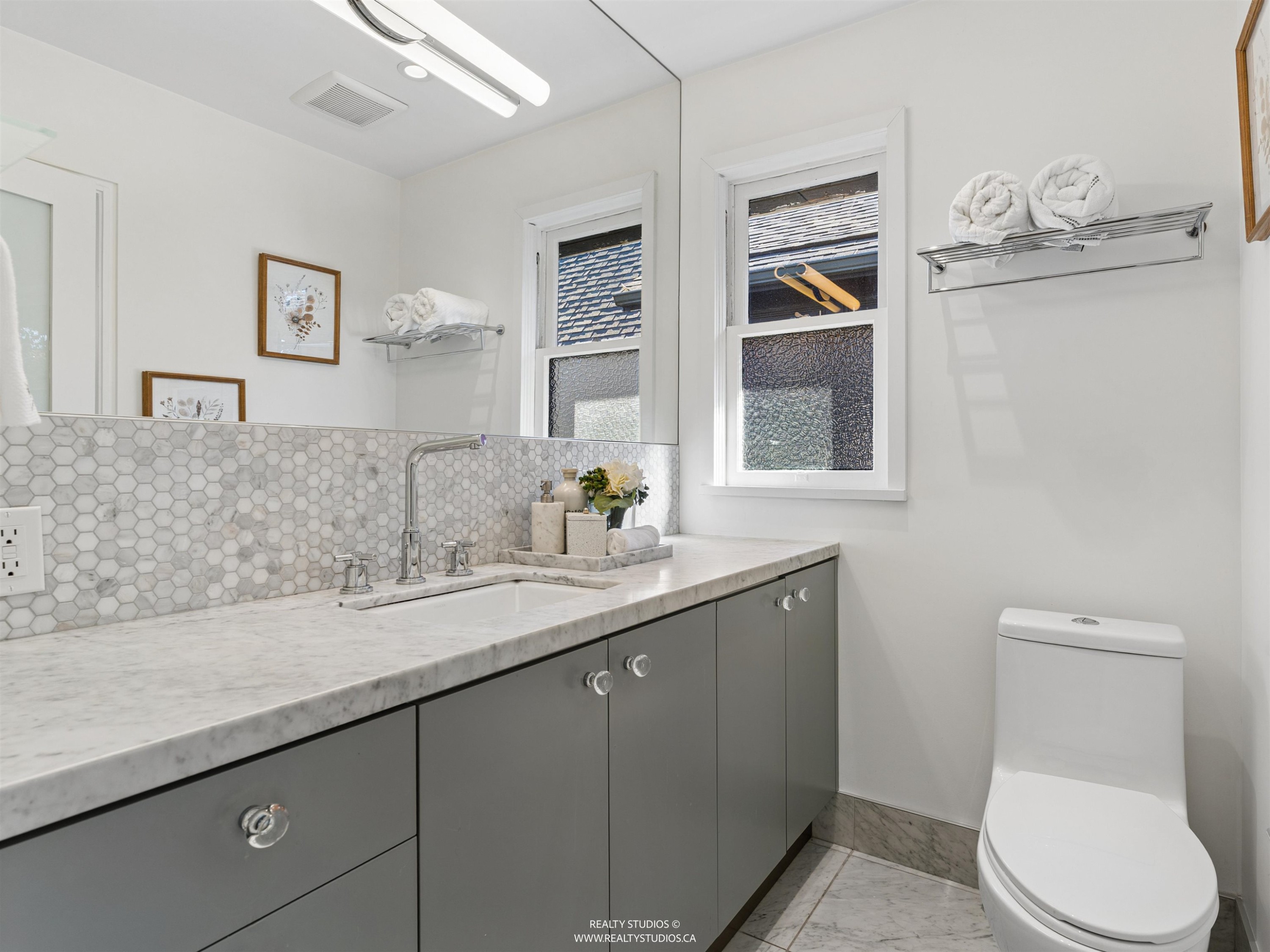 1204 14Th Avenue E, Vancouver, BC