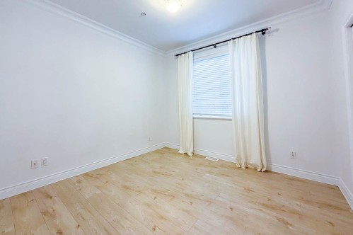 2307 Marine Drive, West Vancouver, BC 