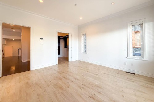 2307 Marine Drive, West Vancouver, BC 