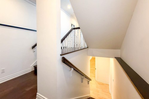 2307 Marine Drive, West Vancouver, BC 
