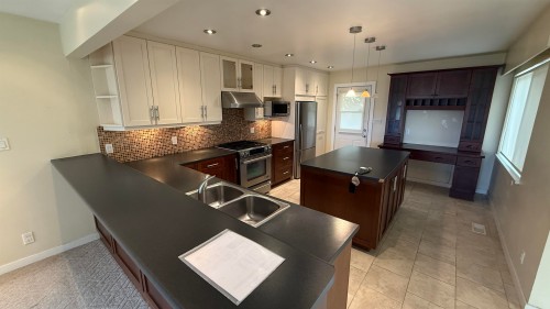 2244 32Nd Avenue W, Vancouver, BC 