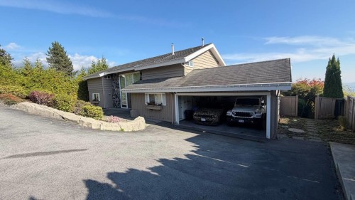 1098 Hillside Road, West Vancouver, BC 