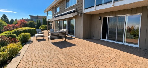 1098 Hillside Road, West Vancouver, BC 