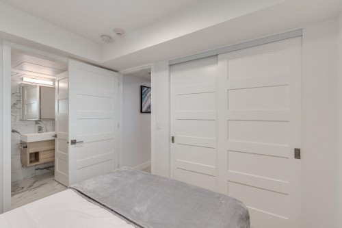 1429 Haro Street, Vancouver, BC 
