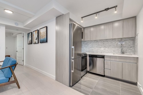 1429 Haro Street, Vancouver, BC 