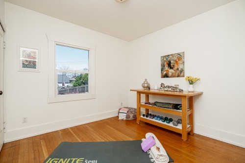 3415 Dundas Street, Vancouver, BC 