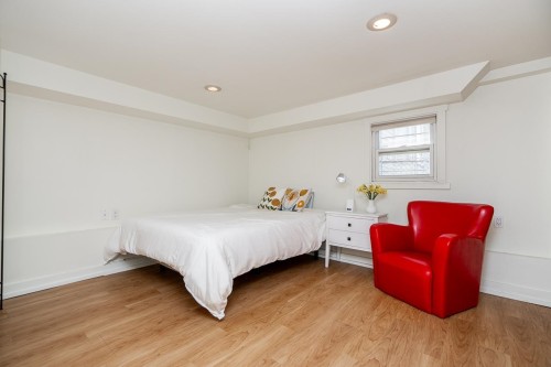 3415 Dundas Street, Vancouver, BC 