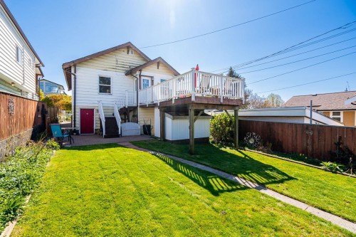 3415 Dundas Street, Vancouver, BC 