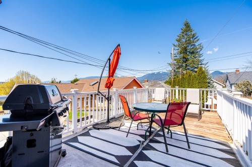 3415 Dundas Street, Vancouver, BC 
