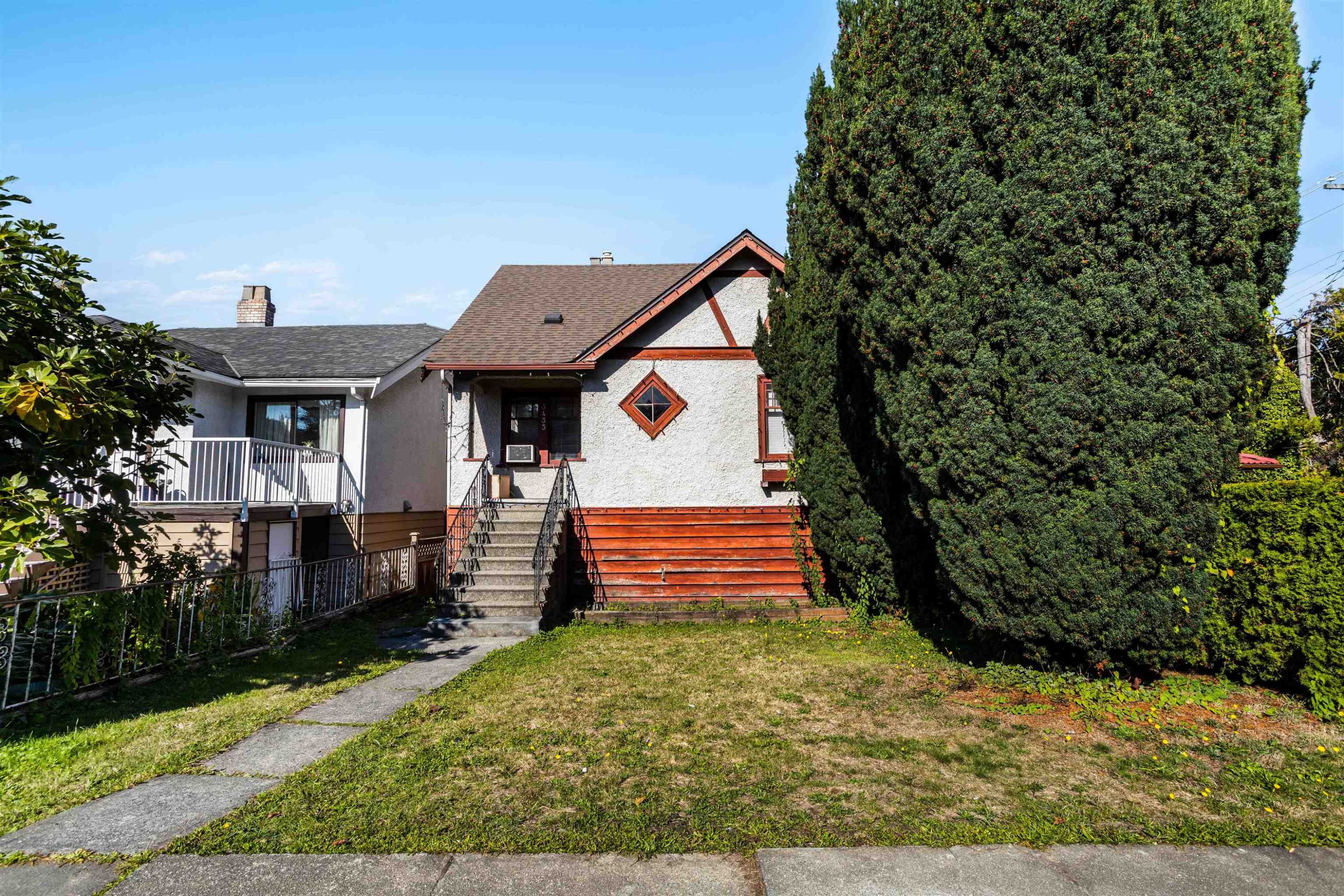 3433 12Th Avenue W, Vancouver, BC