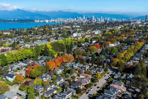 3433 12Th Avenue W, Vancouver, BC 