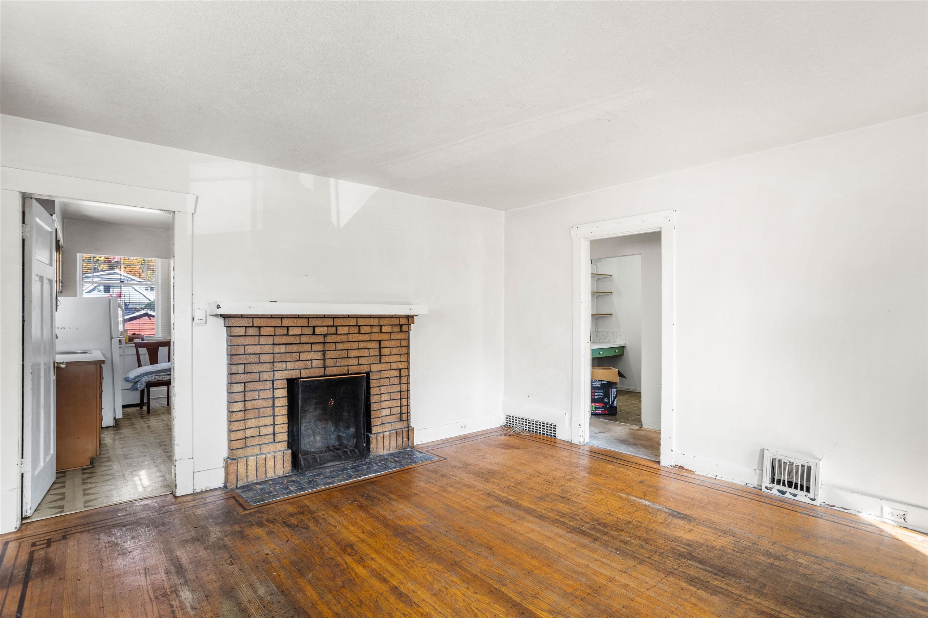 3433 12Th Avenue W, Vancouver, BC