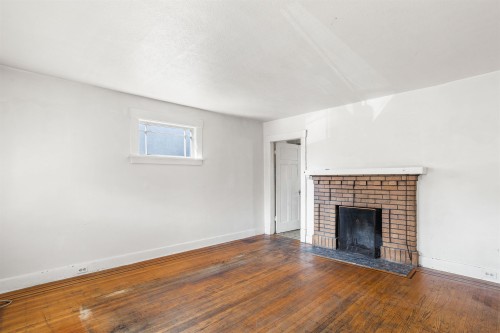 3433 12Th Avenue W, Vancouver, BC 