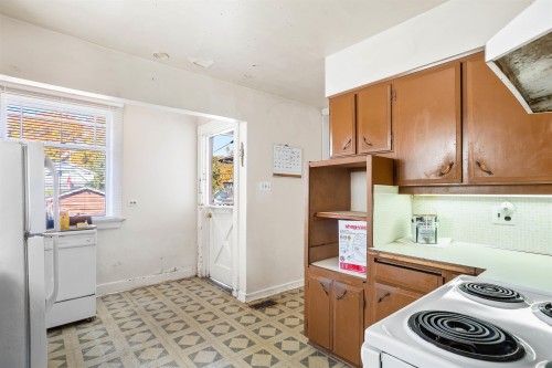 3433 12Th Avenue W, Vancouver, BC 