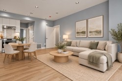 1-2557 King Edward Street W Vancouver, BC V6L 1T5
