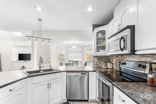 1147 Earls Court, Port Coquitlam, BC 
