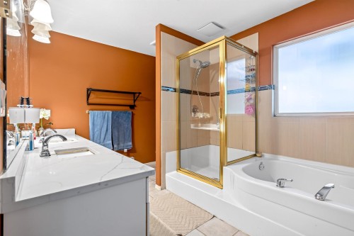 1599 Plateau Crescent, Coquitlam, BC 
