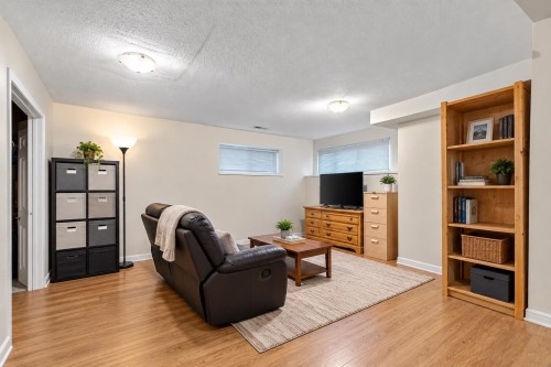 1599 Plateau Crescent, Coquitlam, BC 