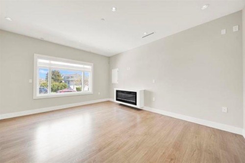 3128 Kings Avenue, Vancouver, BC 