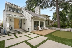 3250 37th Avenue W Vancouver, BC V6N 2V4