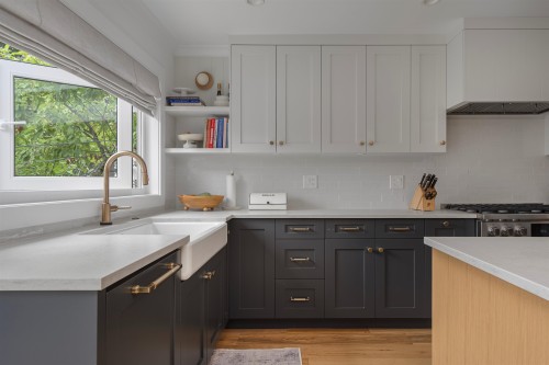 3250 37Th Avenue W, Vancouver, BC 