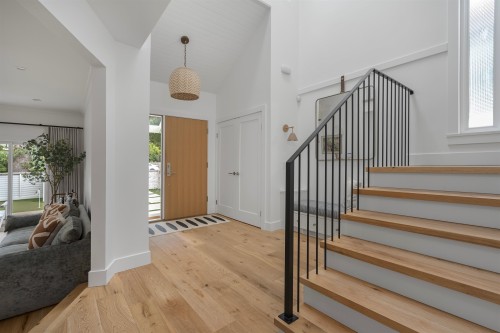 3250 37Th Avenue W, Vancouver, BC 