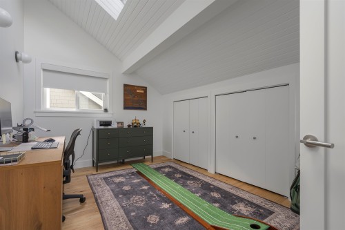 3250 37Th Avenue W, Vancouver, BC 