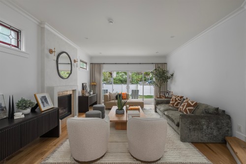 3250 37Th Avenue W, Vancouver, BC 