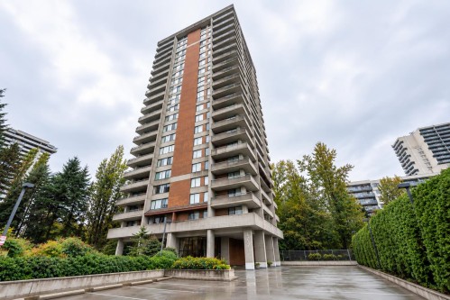 2503-3737 Bartlett Court  Burnaby, BC V3J 7E3