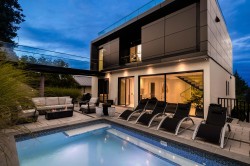 4188 Puget Drive  Vancouver, BC V6L 1V1