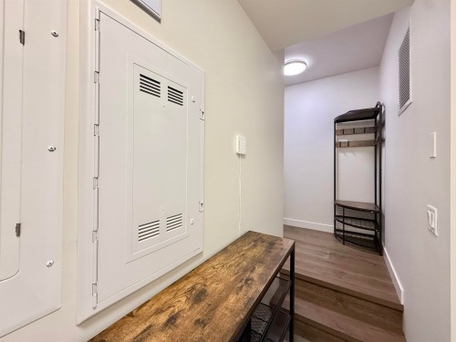 7923-Oak Street, Vancouver, BC 